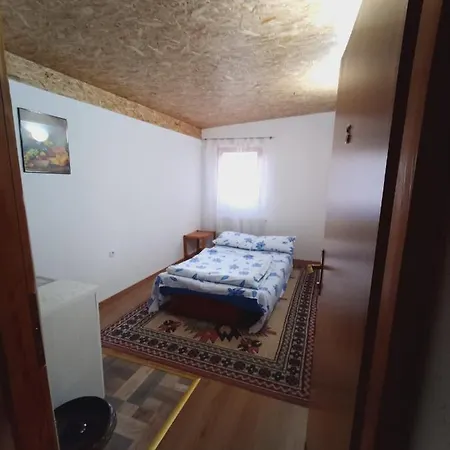 Luna 2 Dvoetazni Holiday home *