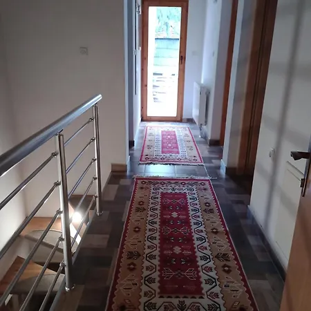Luna 2 Dvoetazni * Travnik